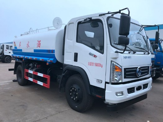 東風御虎12噸灑水車圖片 東風御虎12噸灑水車圖片