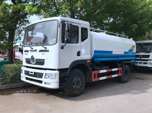 東風創普D7L 12噸灑水車圖片 東風創普D7L 12噸灑水車圖片