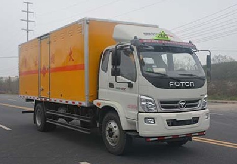福田奧鈴6.2米易燃液體廂式運輸車圖片 福田奧鈴6.2米易燃液體廂式運輸車圖片