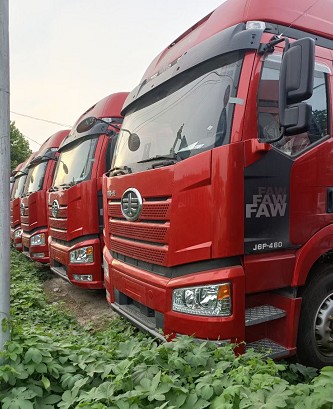 庫存解放J6P雙驅牽引車 庫存解放J6P雙驅牽引車