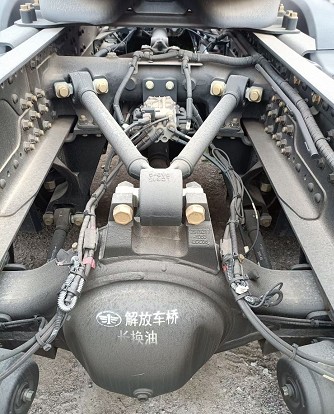 庫存解放J6P雙驅牽引車 庫存解放J6P雙驅牽引車
