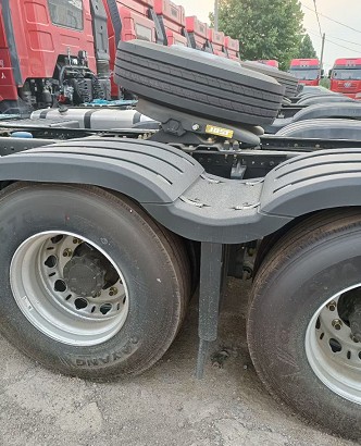 庫存解放J6P雙驅牽引車 庫存解放J6P雙驅牽引車