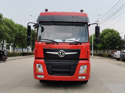 國六東風暢行小三軸食用油運輸車圖片 國六東風暢行小三軸食用油運輸車圖片