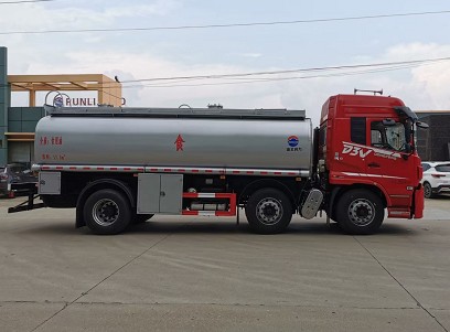 國六東風暢行小三軸食用油運輸車圖片 國六東風暢行小三軸食用油運輸車圖片