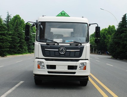國六東風(fēng)天錦14.2方鋁合金運(yùn)油車 國六東風(fēng)天錦14.2方鋁合金運(yùn)油車